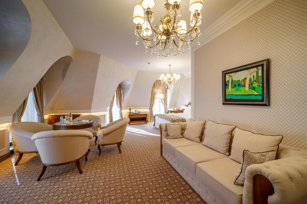 Residence City Garden - Certificate Of Excellence Top 10 Best Five-Stars City Hotels For 2024 Awarded By Htif Plovdiv Ngoại thất bức ảnh