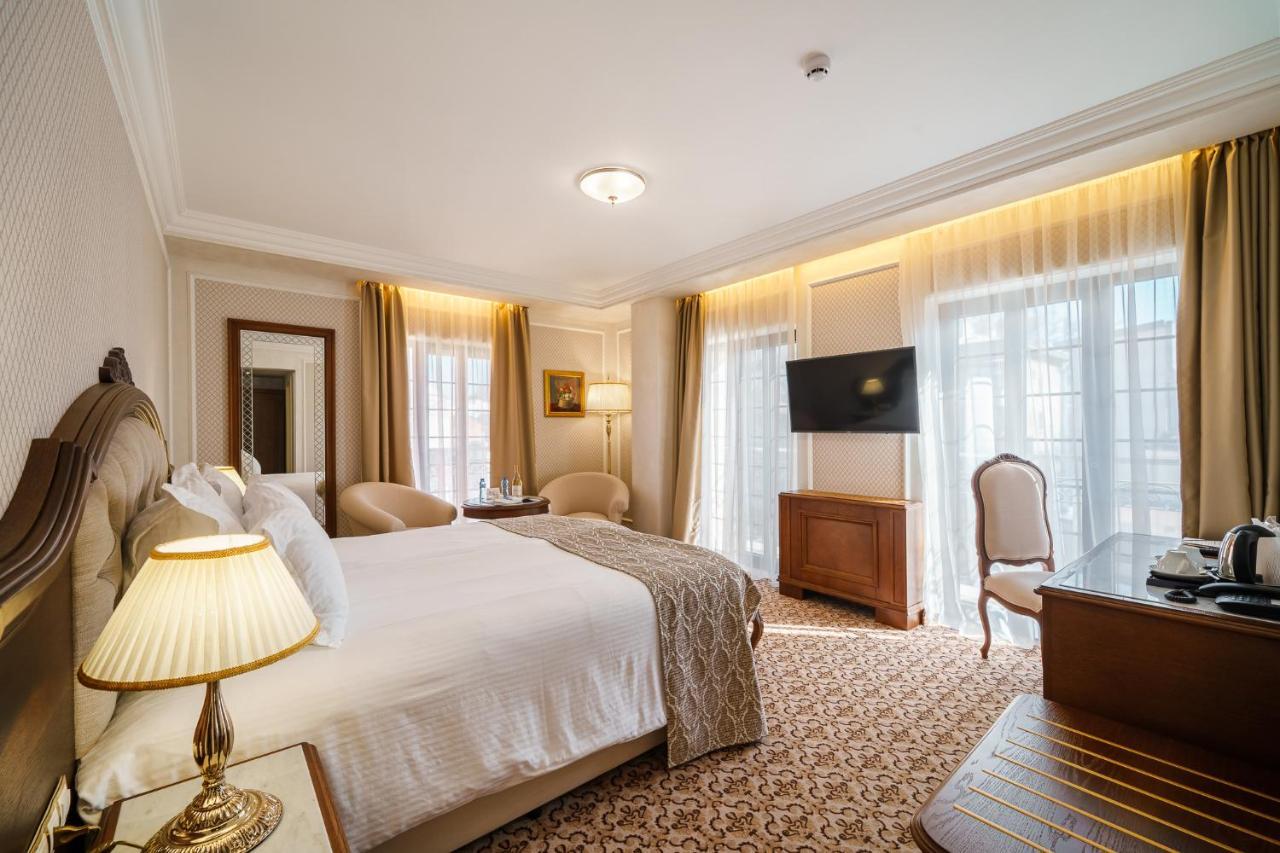 Residence City Garden - Certificate Of Excellence Top 10 Best Five-Stars City Hotels For 2024 Awarded By Htif Plovdiv Ngoại thất bức ảnh