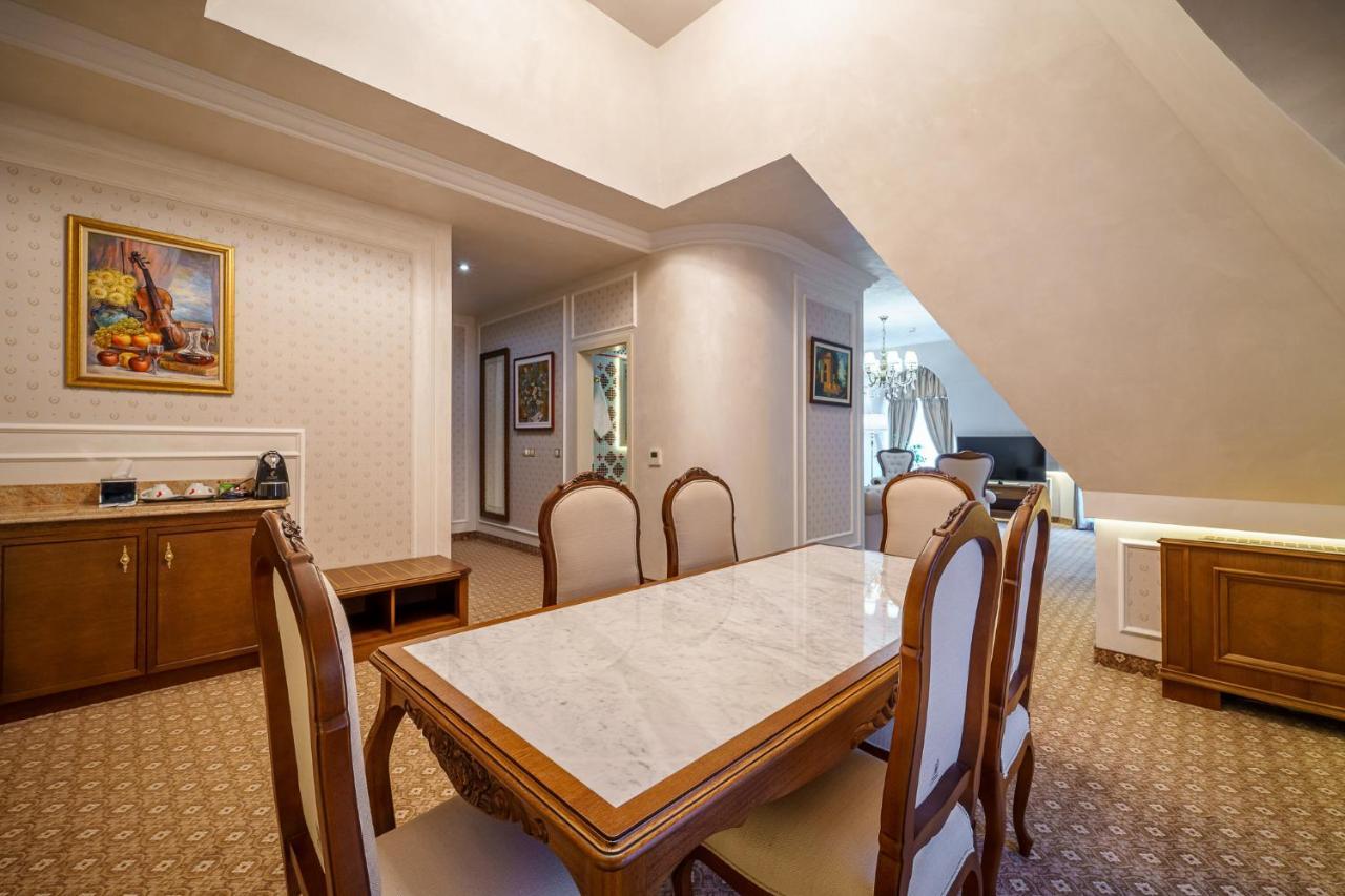 Residence City Garden - Certificate Of Excellence Top 10 Best Five-Stars City Hotels For 2024 Awarded By Htif Plovdiv Ngoại thất bức ảnh