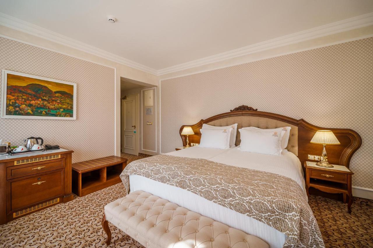 Residence City Garden - Certificate Of Excellence Top 10 Best Five-Stars City Hotels For 2024 Awarded By Htif Plovdiv Ngoại thất bức ảnh