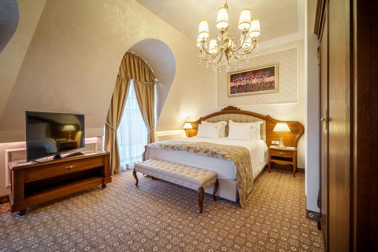Residence City Garden - Certificate Of Excellence Top 10 Best Five-Stars City Hotels For 2024 Awarded By Htif Plovdiv Ngoại thất bức ảnh