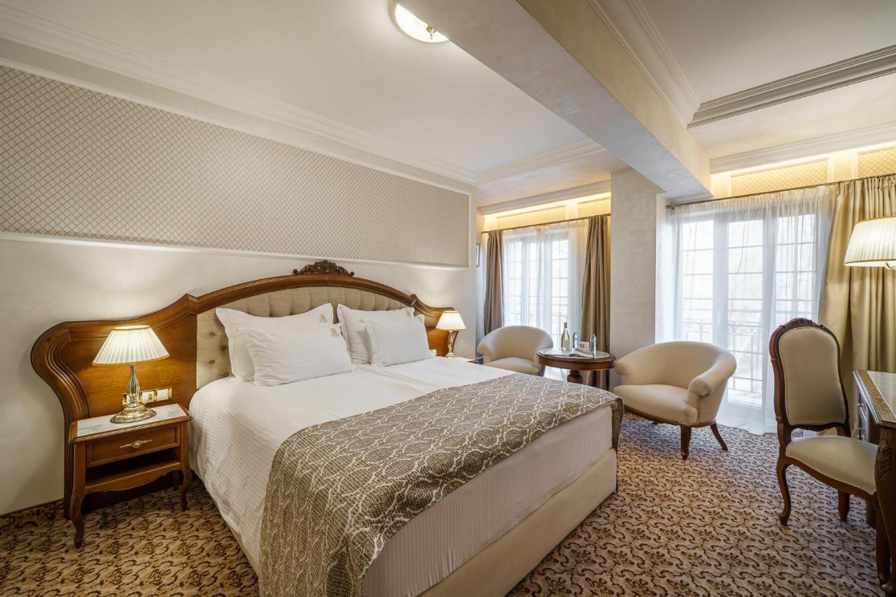 Residence City Garden - Certificate Of Excellence Top 10 Best Five-Stars City Hotels For 2024 Awarded By Htif Plovdiv Ngoại thất bức ảnh