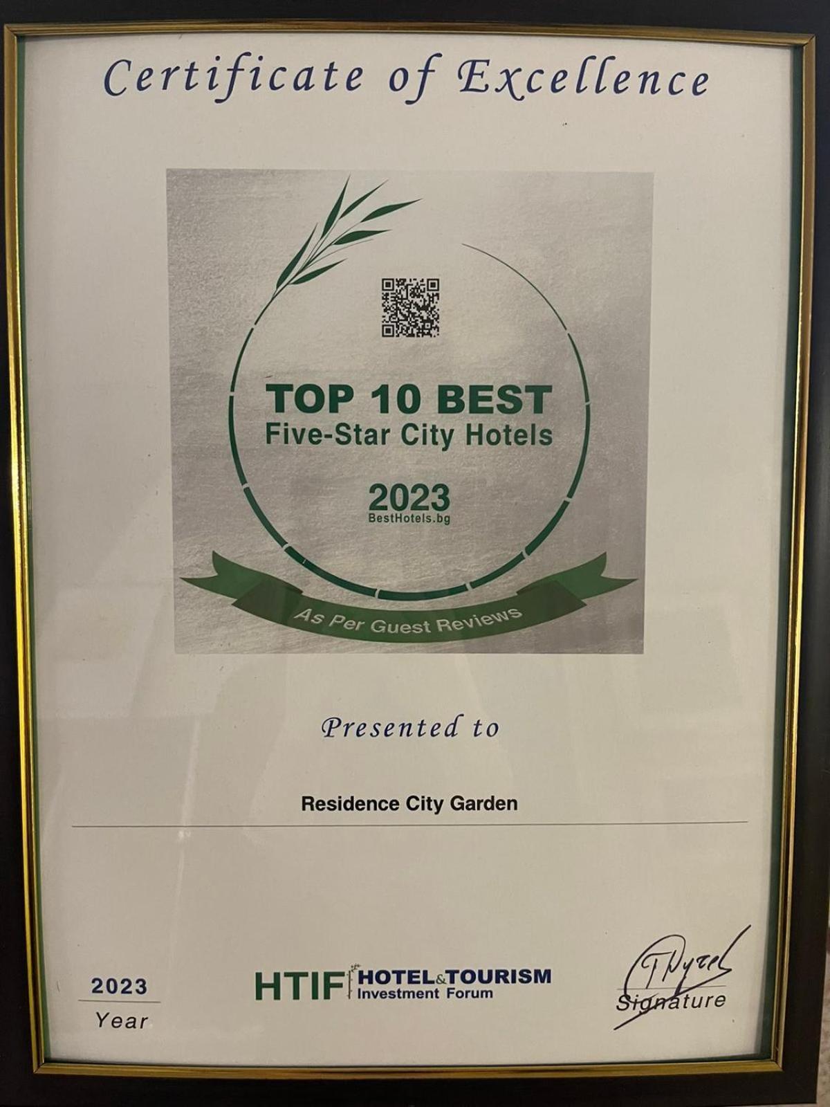 Residence City Garden - Certificate Of Excellence Top 10 Best Five-Stars City Hotels For 2024 Awarded By Htif Plovdiv Ngoại thất bức ảnh