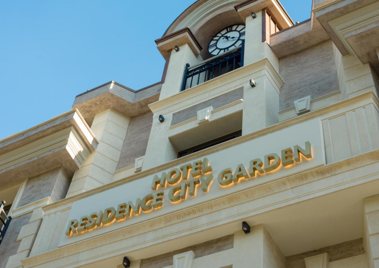Residence City Garden - Certificate Of Excellence Top 10 Best Five-Stars City Hotels For 2024 Awarded By Htif Plovdiv Ngoại thất bức ảnh