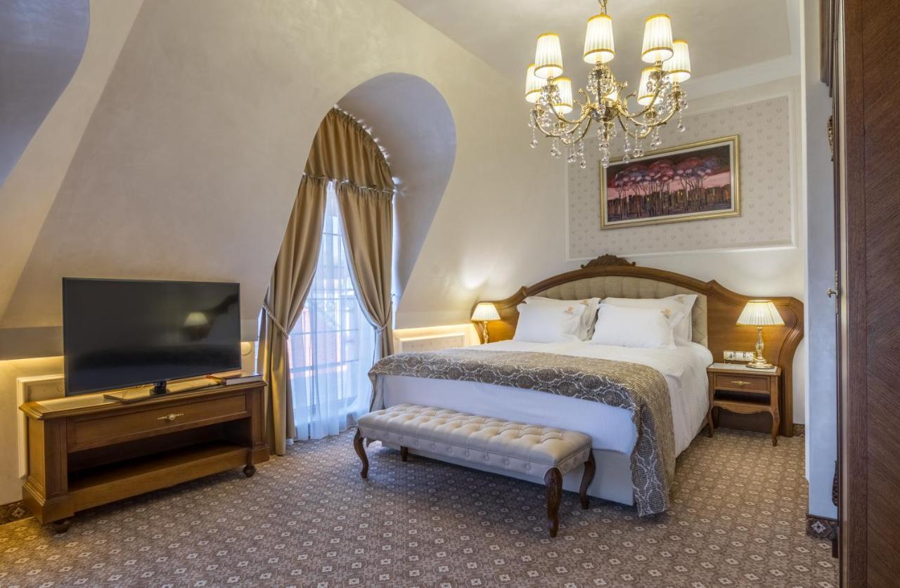 Residence City Garden - Certificate Of Excellence Top 10 Best Five-Stars City Hotels For 2024 Awarded By Htif Plovdiv Ngoại thất bức ảnh