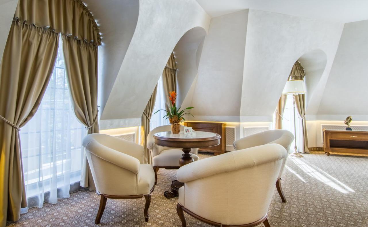 Residence City Garden - Certificate Of Excellence Top 10 Best Five-Stars City Hotels For 2024 Awarded By Htif Plovdiv Ngoại thất bức ảnh